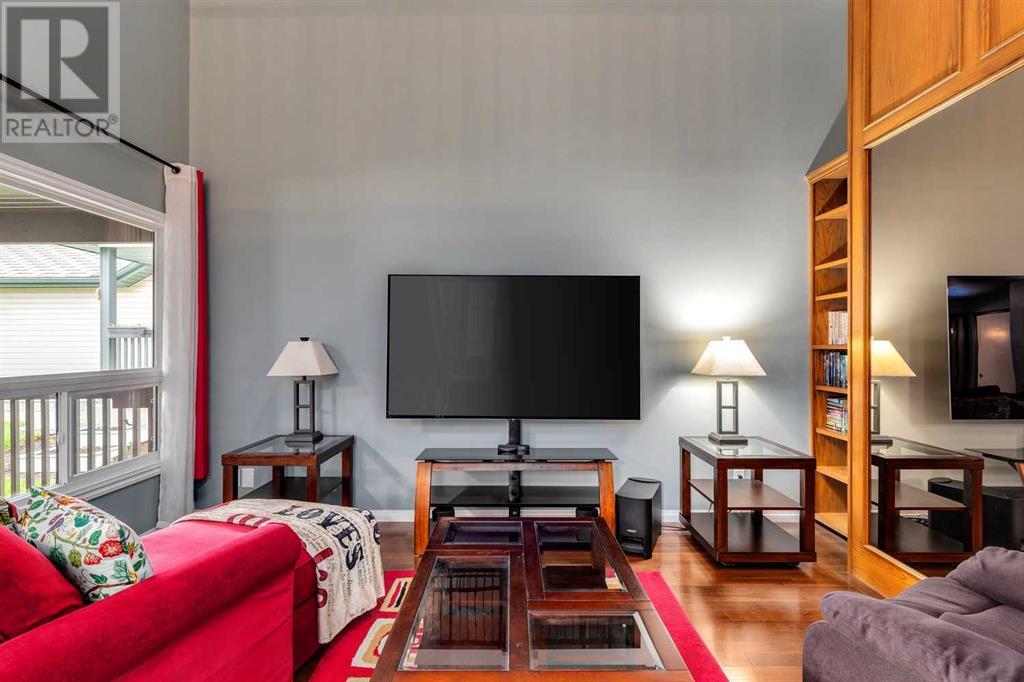 Single Family House for Sale in  Macewan Park Road NW MacEwan Glen Calgary 