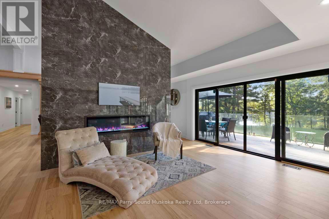 Photo 15 of 57 10th Concession Road, Seguin ON