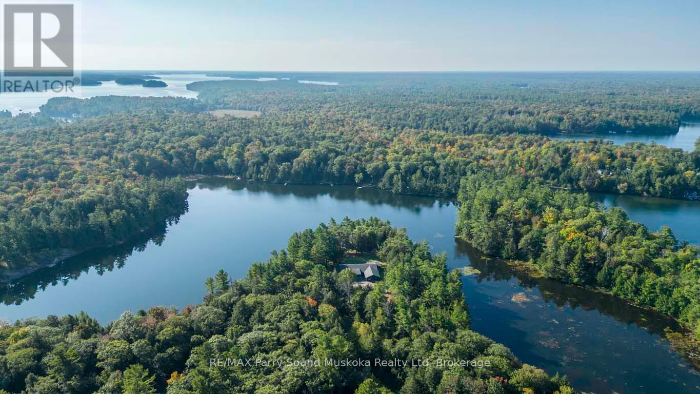 Photo 24 of 57 10th Concession Road, Seguin ON