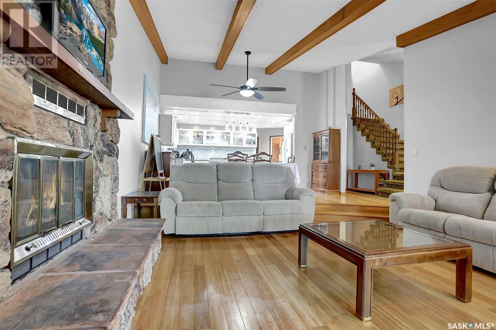 Single Family House 2 Level for Sale in  Grace STREET Regina 