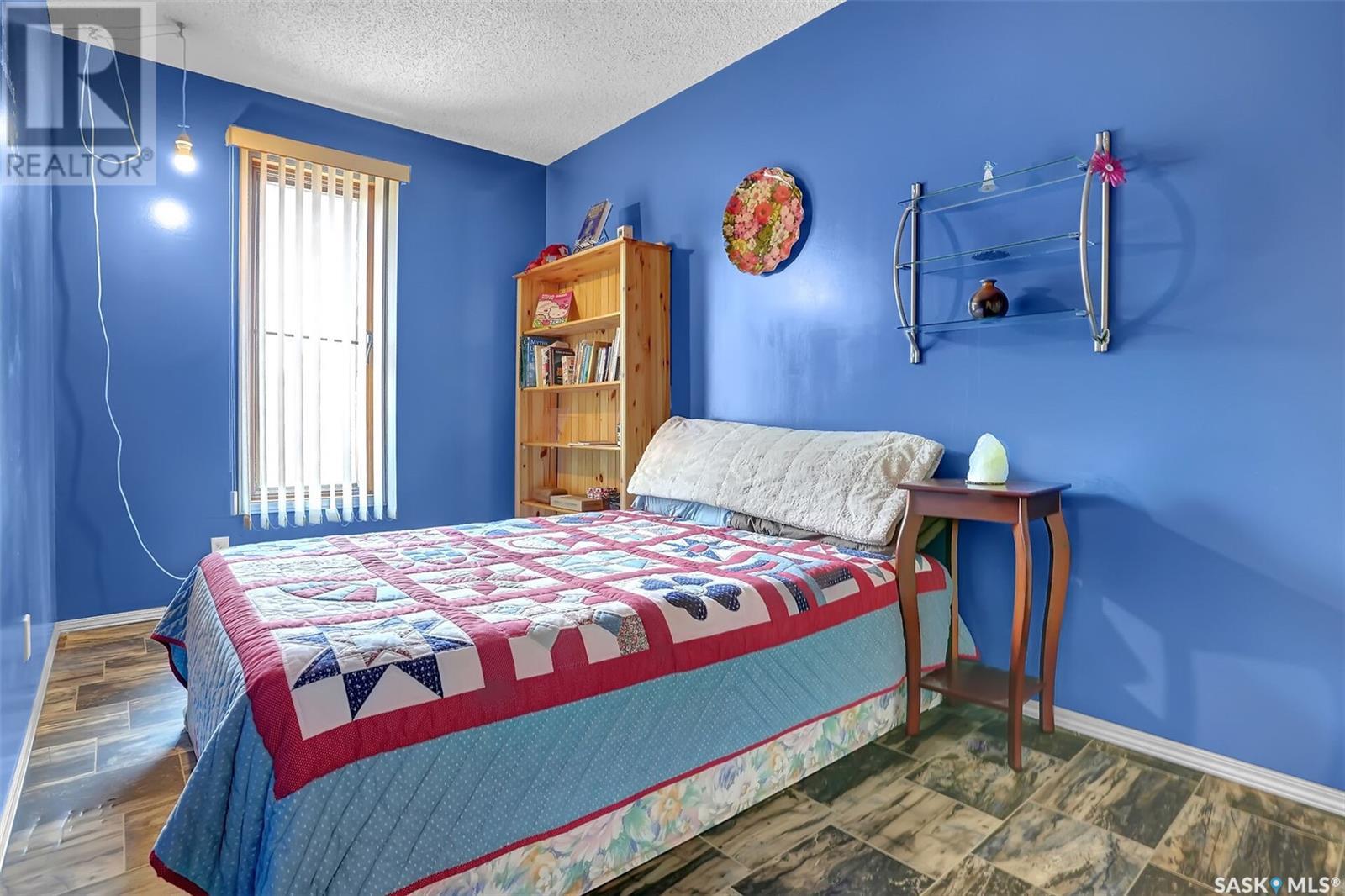 Single Family House 2 Level for Sale in  Grace STREET Regina 