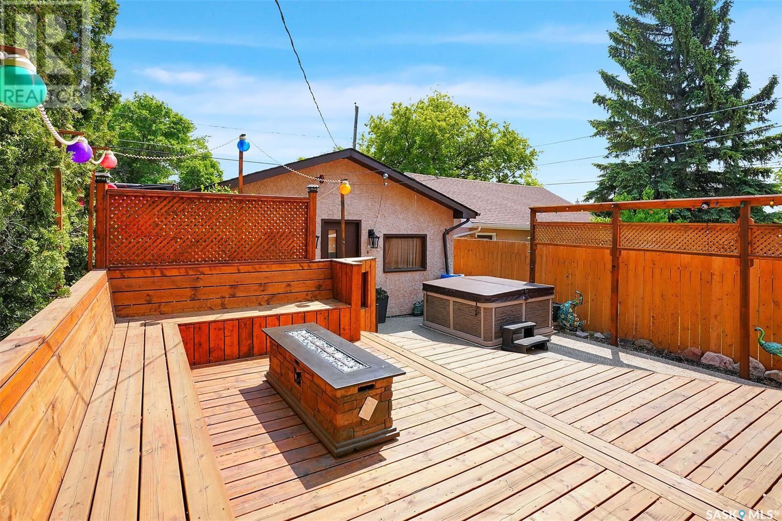 Single Family House 2 Level for Sale in  Grace STREET Regina 