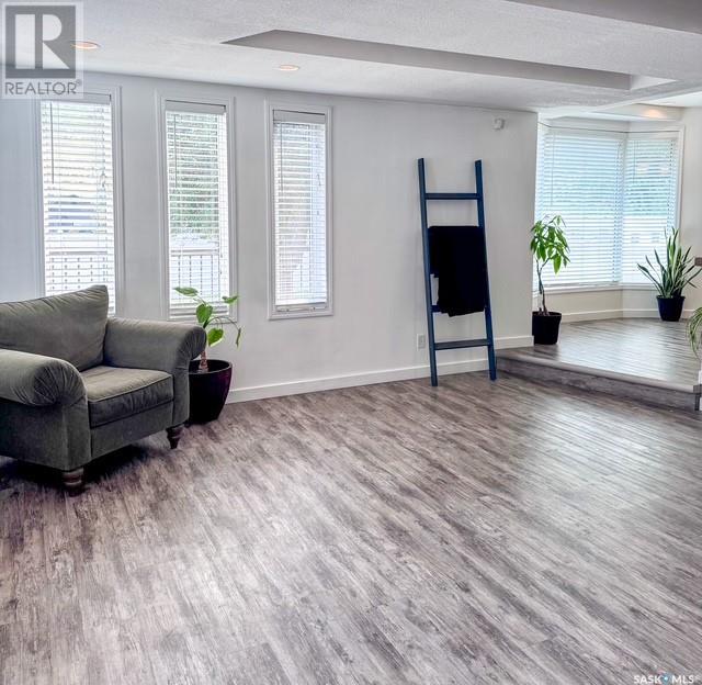 Single Family House 2 Level for Sale in  Chaplin STREET E Swift Current 