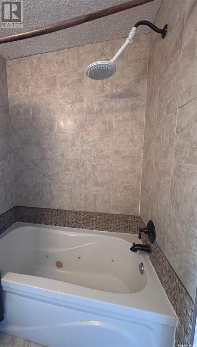 Single Family House 2 Level for Sale in  Chaplin STREET E Swift Current 