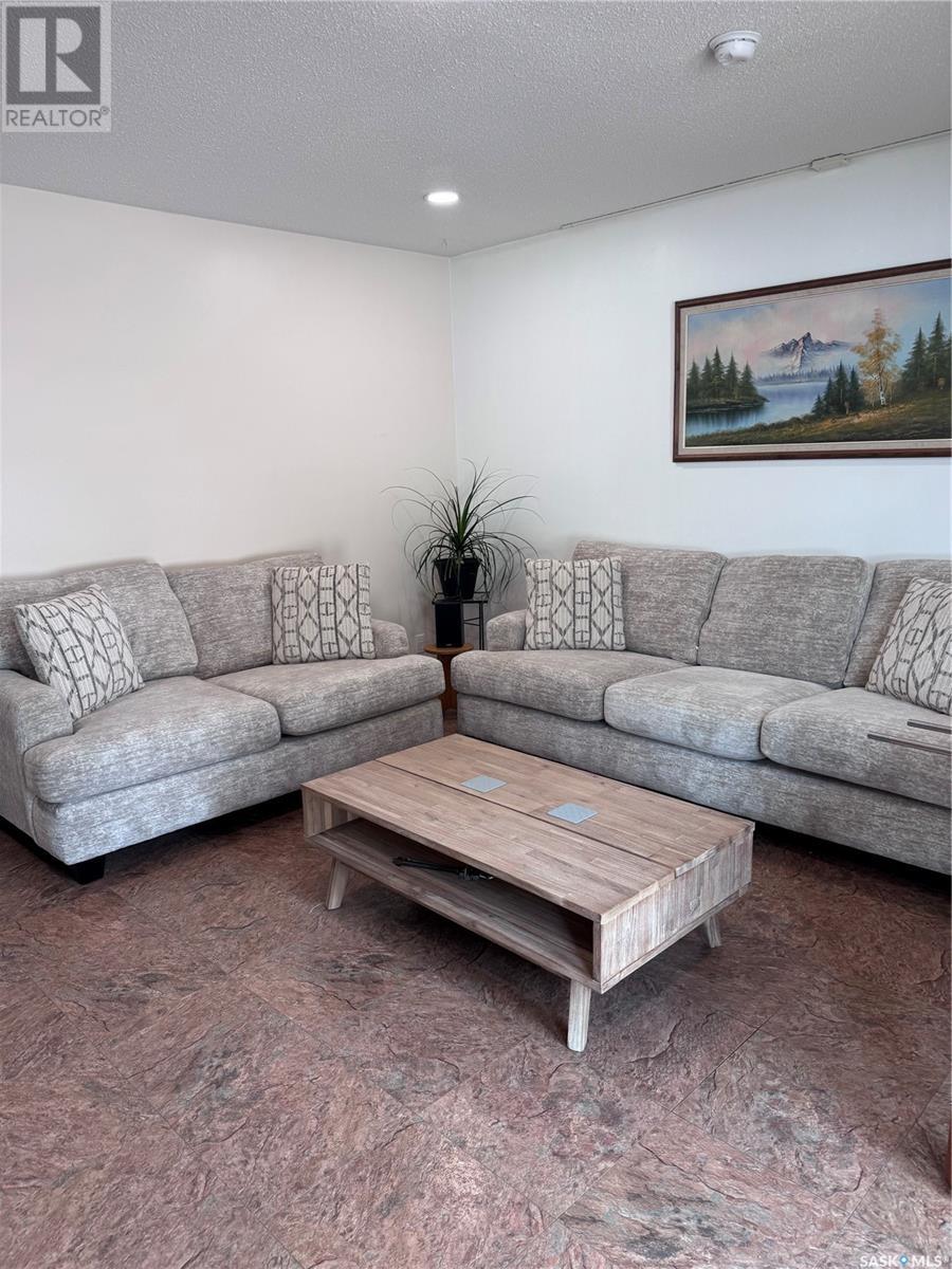 Single Family House 2 Level for Sale in  Chaplin STREET E Swift Current 