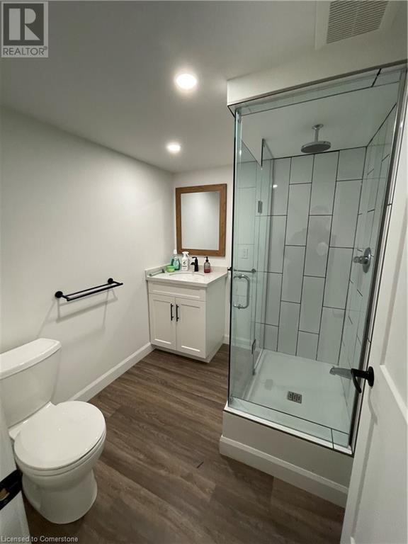 Photo 7 of 176 Queensdale Avenue E, Hamilton ON