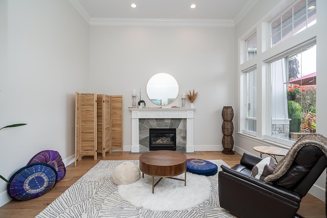 Photo 8 of 15535 36 B Avenue, Surrey BC