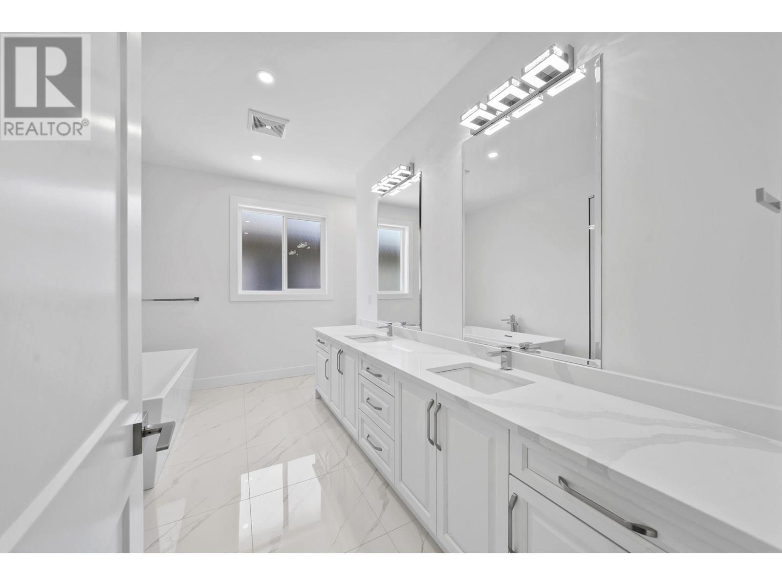 11860 BLAKELY ROAD, Pitt Meadows real estate listing R3013917