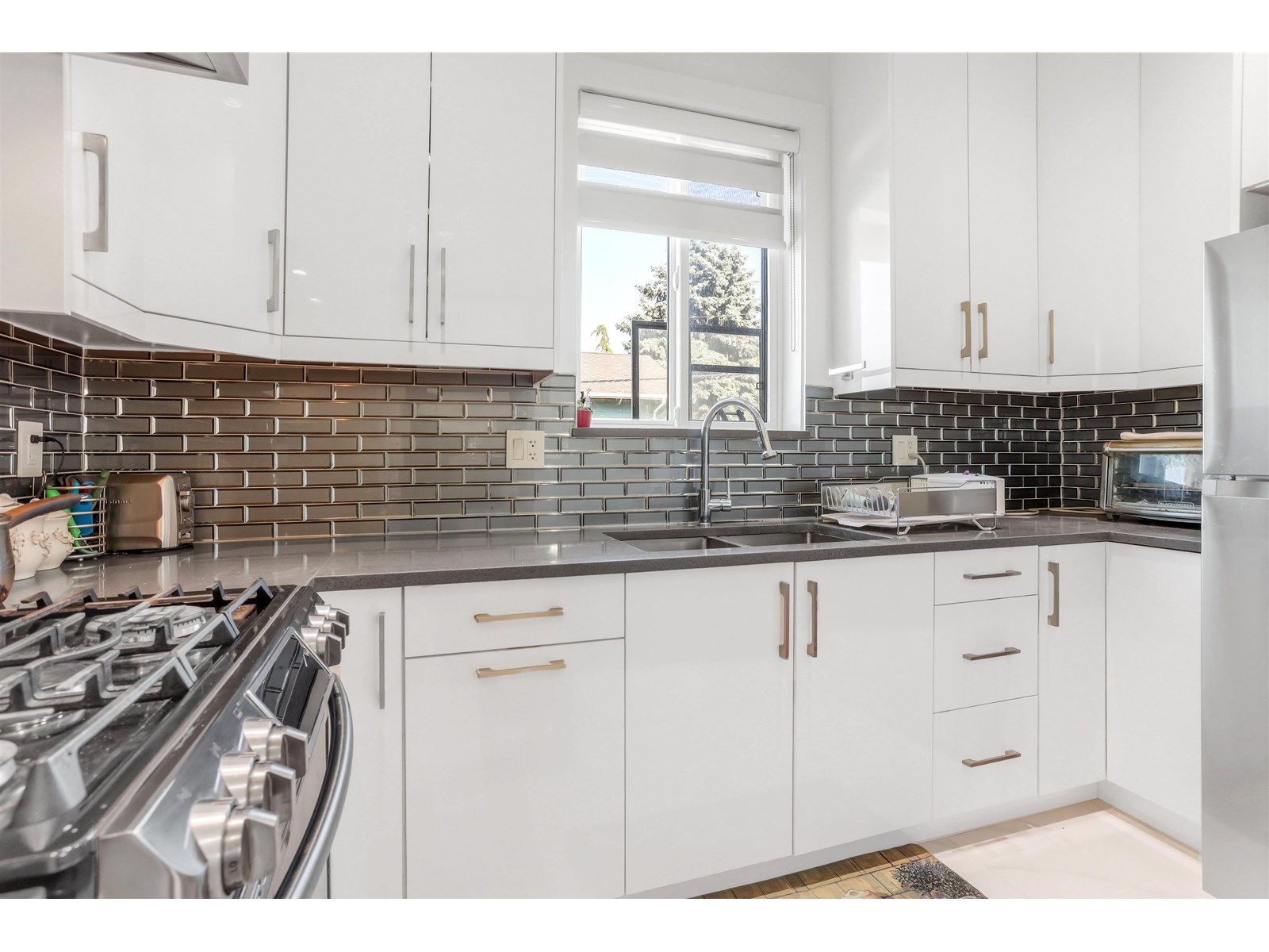 Photo 16 of 6474 134 Street, Surrey BC