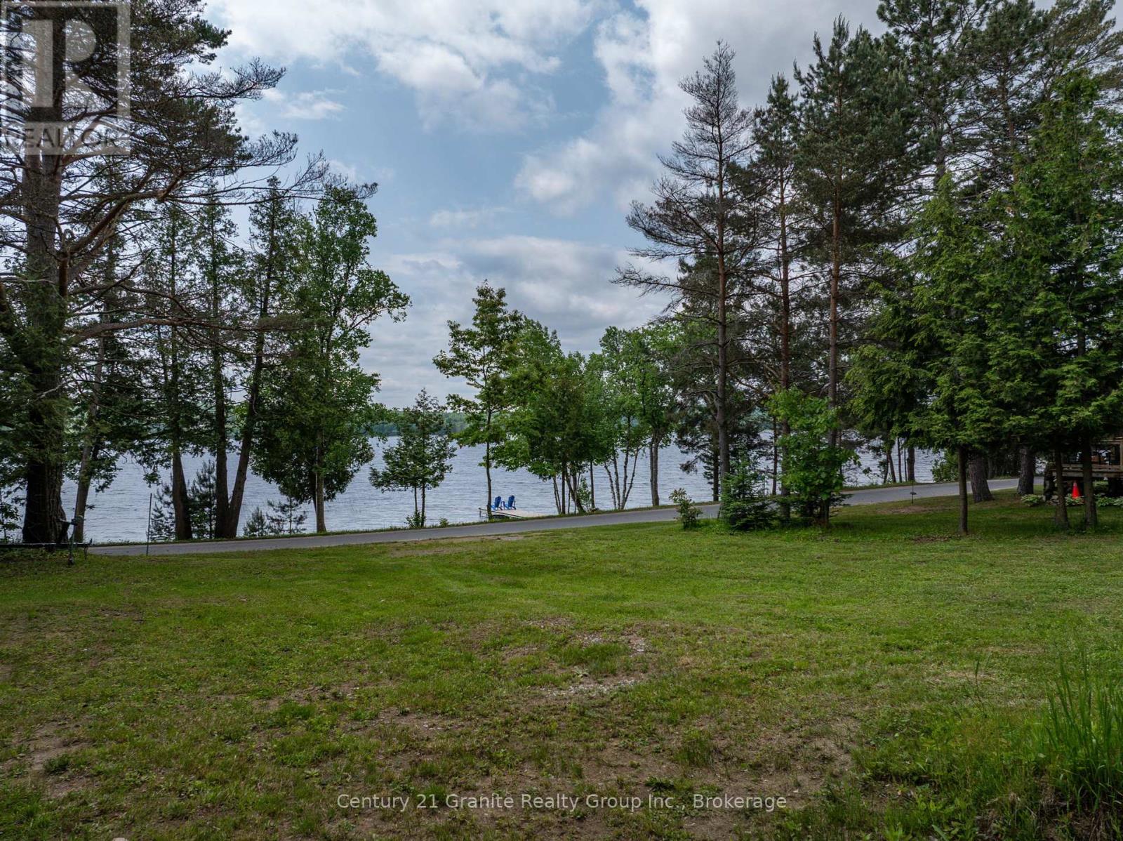 Photo 8 of 1495 Green Lake Road, Dysart Et Al ON