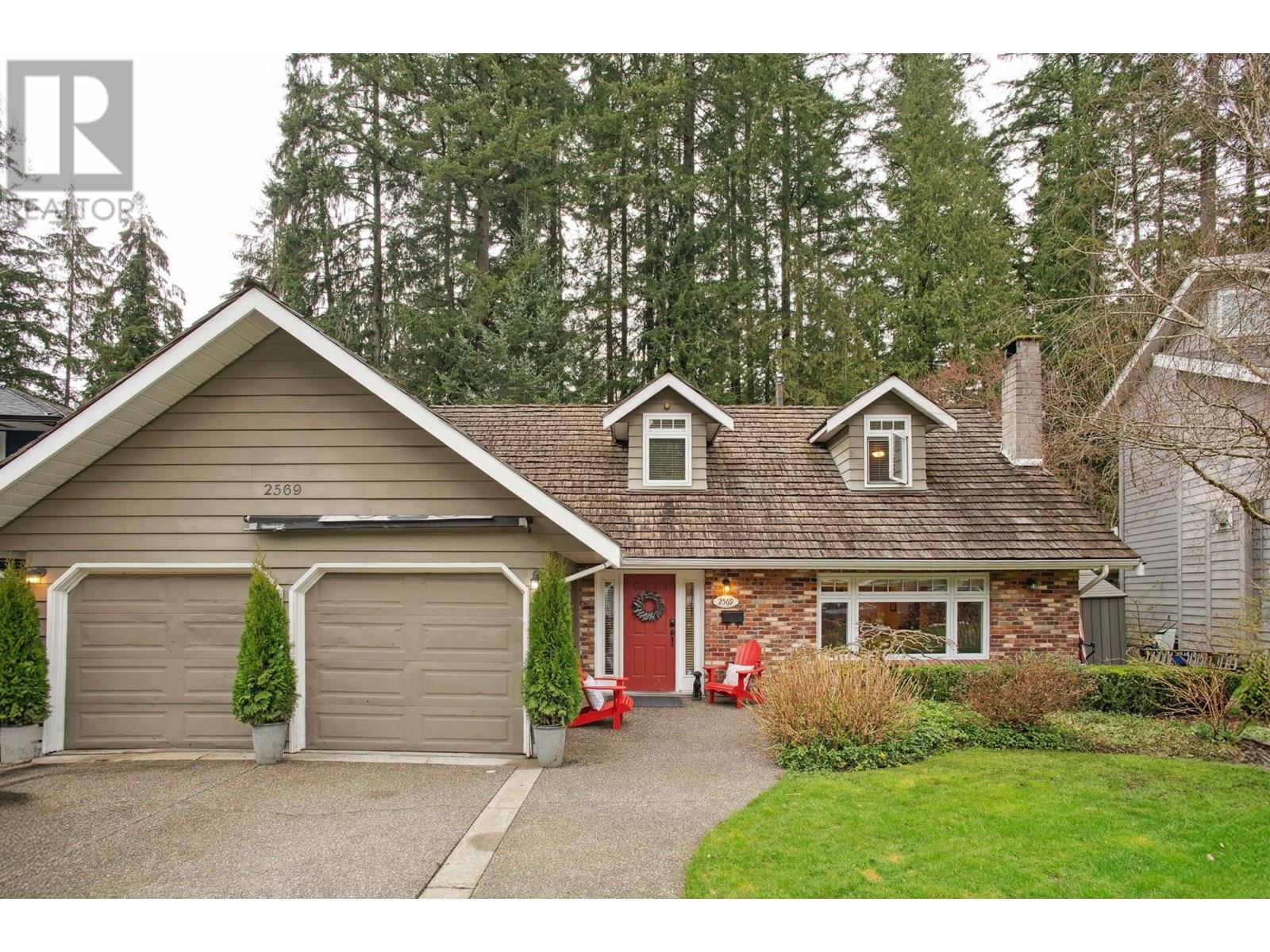 Photo 14 of 2569 Hyannis Point, North Vancouver BC