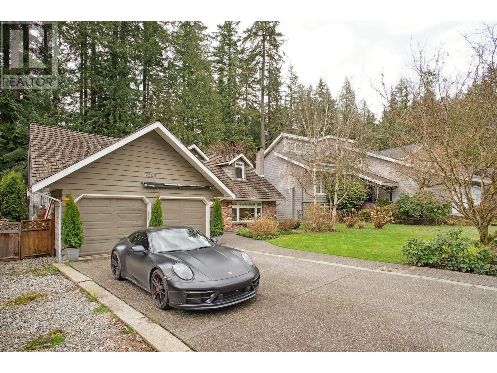 Photo 9 of 2569 Hyannis Point, North Vancouver BC