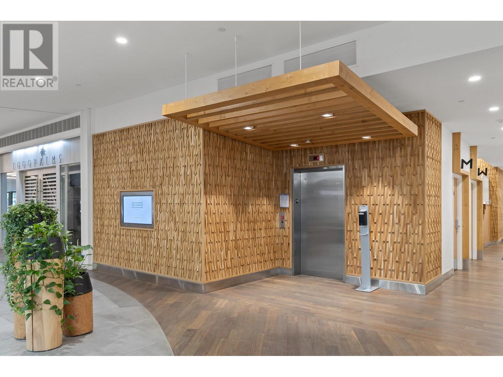 28 565 Bernard Avenue, Kelowna