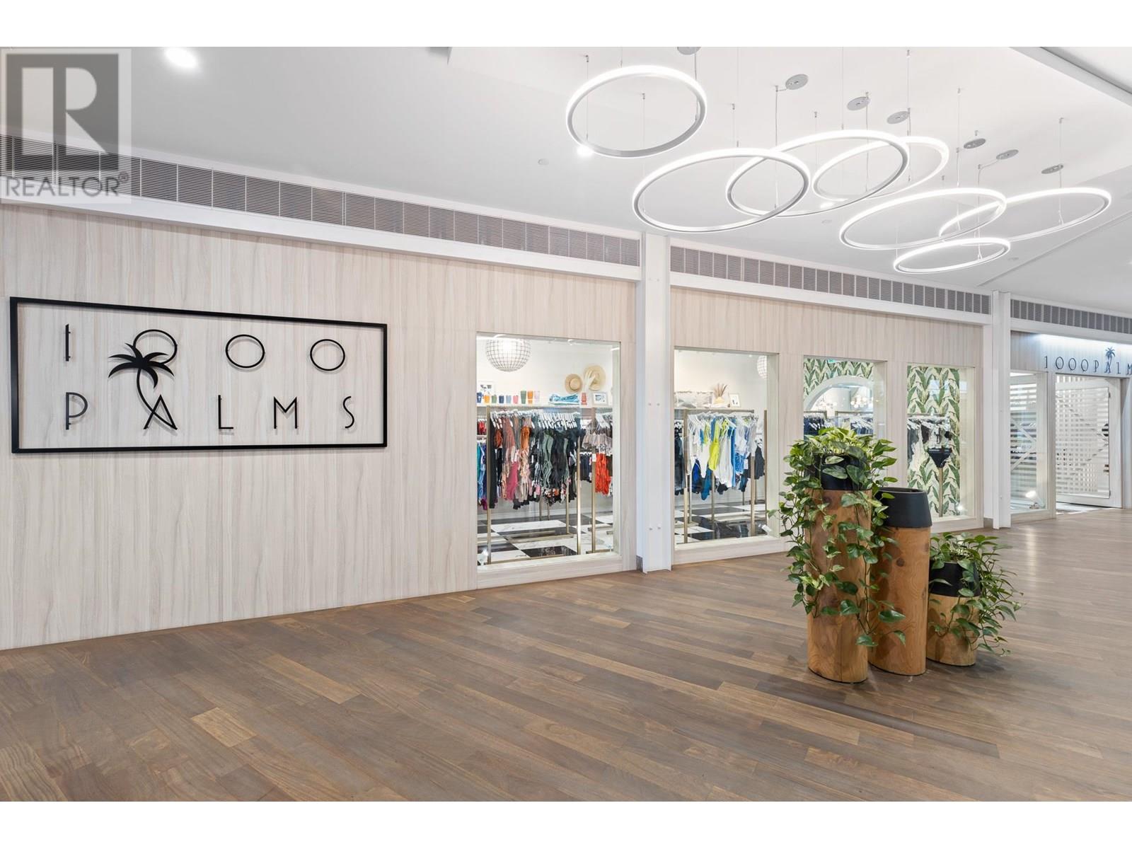 28 565 Bernard Avenue, Kelowna