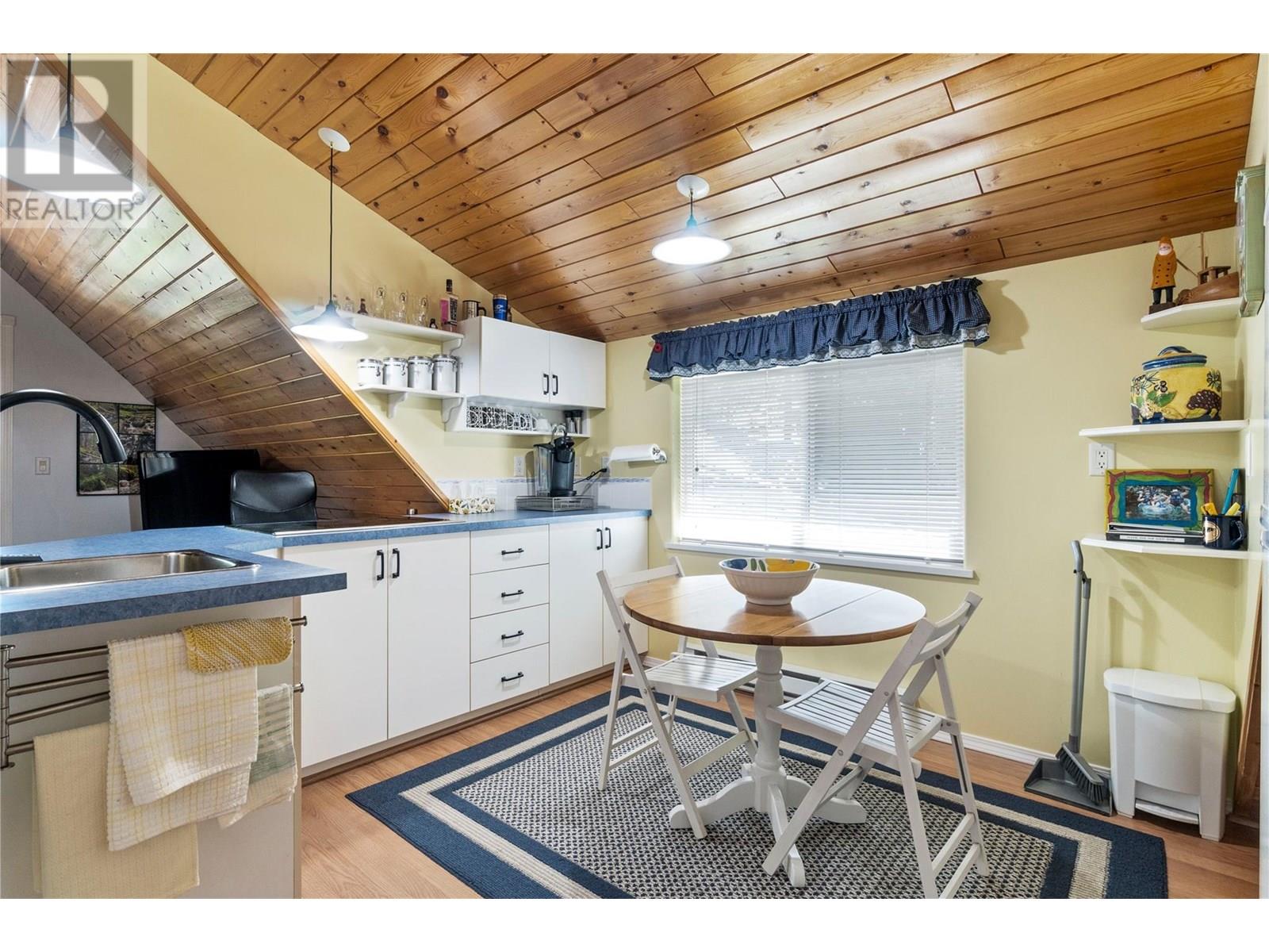  1047 Wharf Road, Scotch Creek