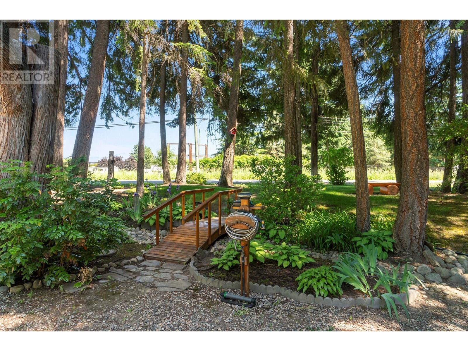  1047 Wharf Road, Scotch Creek