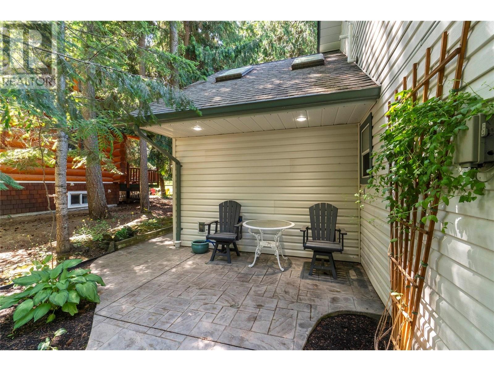  1047 Wharf Road, Scotch Creek