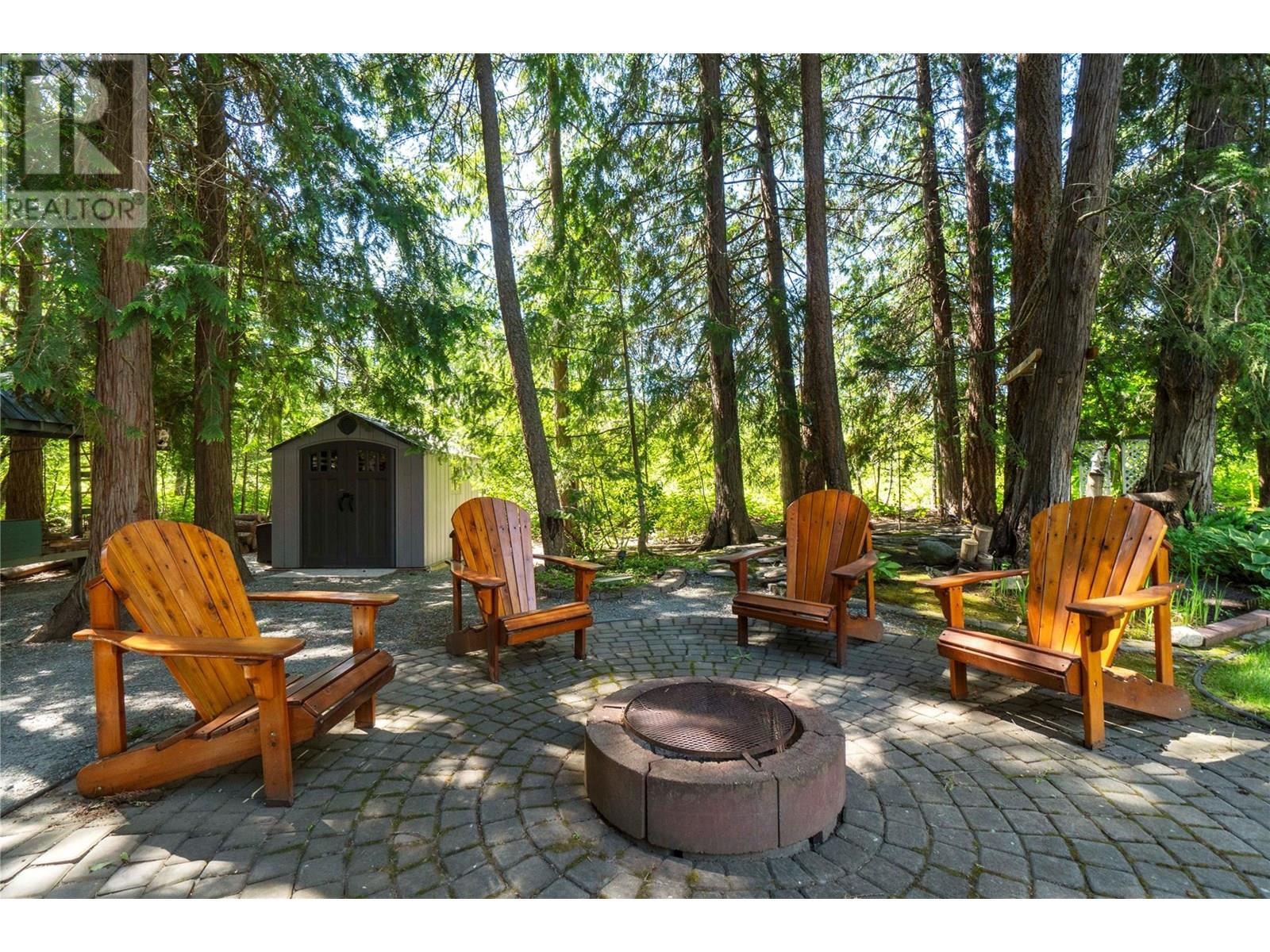  1047 Wharf Road, Scotch Creek