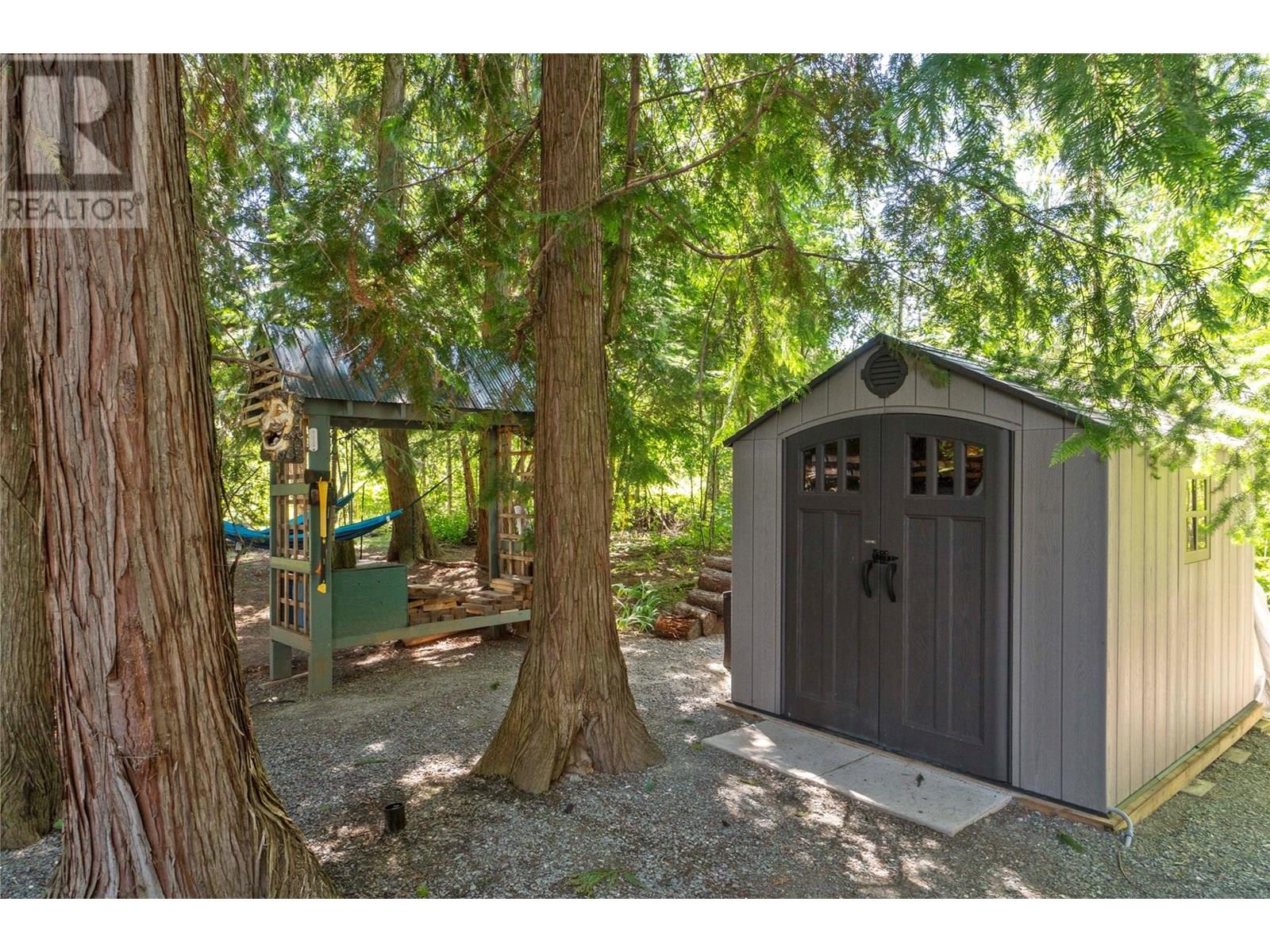  1047 Wharf Road, Scotch Creek