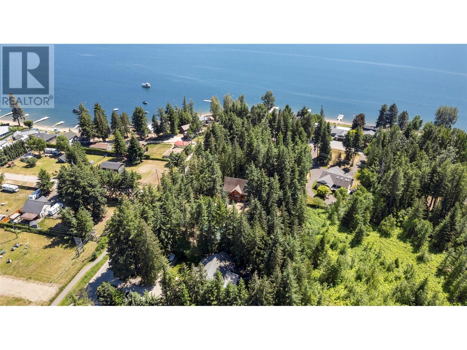  1047 Wharf Road, Scotch Creek