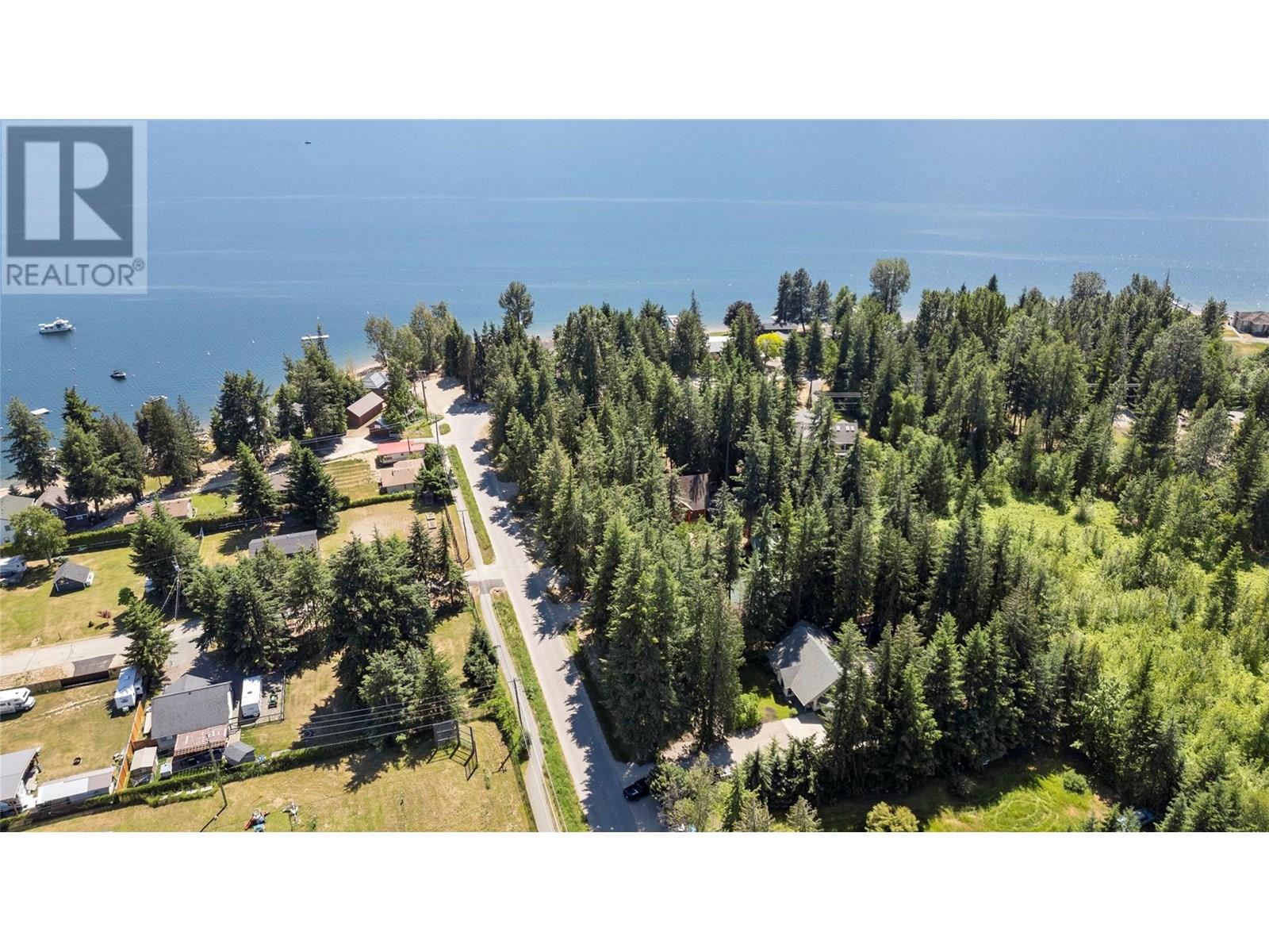  1047 Wharf Road, Scotch Creek
