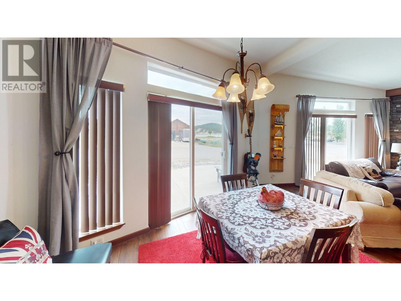 1695 Koocanusa Lake Drive - 34