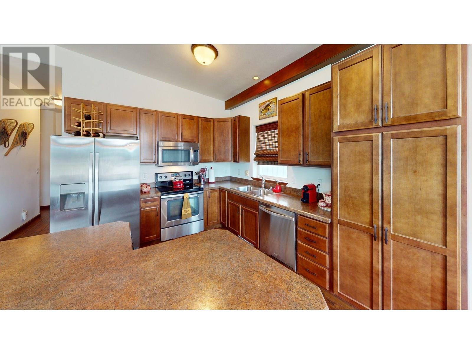 1695 Koocanusa Lake Drive - 23