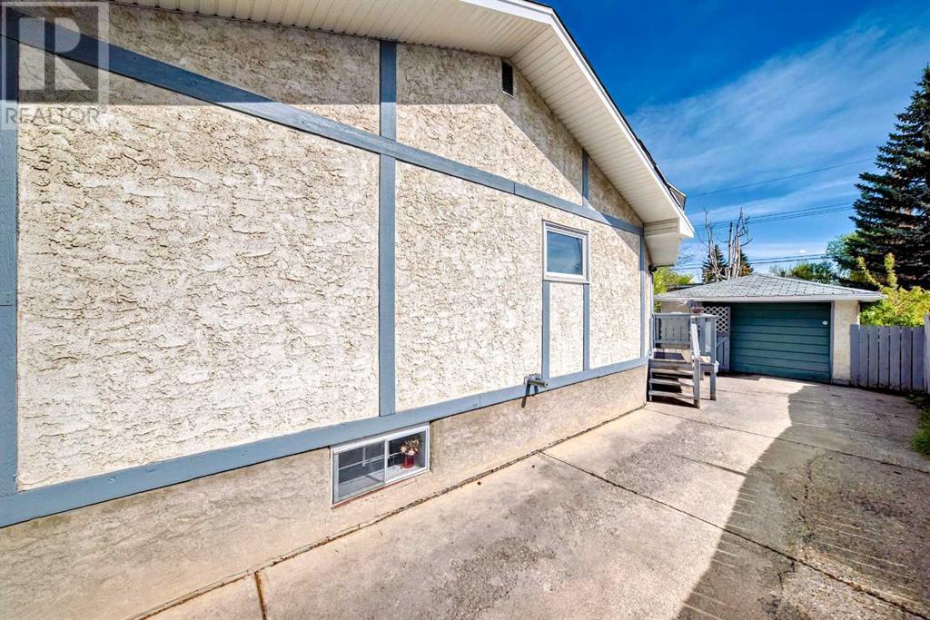Single Family House Bungalow for Sale in   Avenue NW Bowness Calgary 