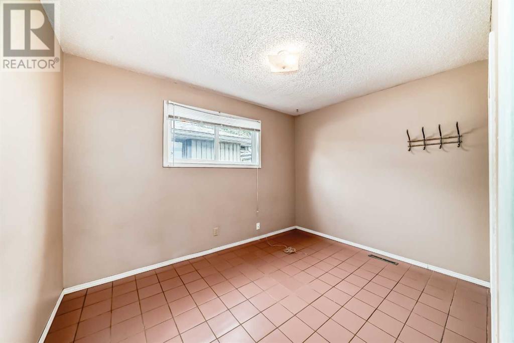 Single Family House Bungalow for Sale in   Avenue NW Bowness Calgary 