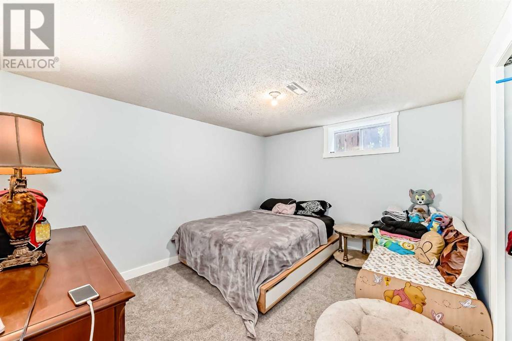 Single Family House Bungalow for Sale in   Avenue NW Bowness Calgary 