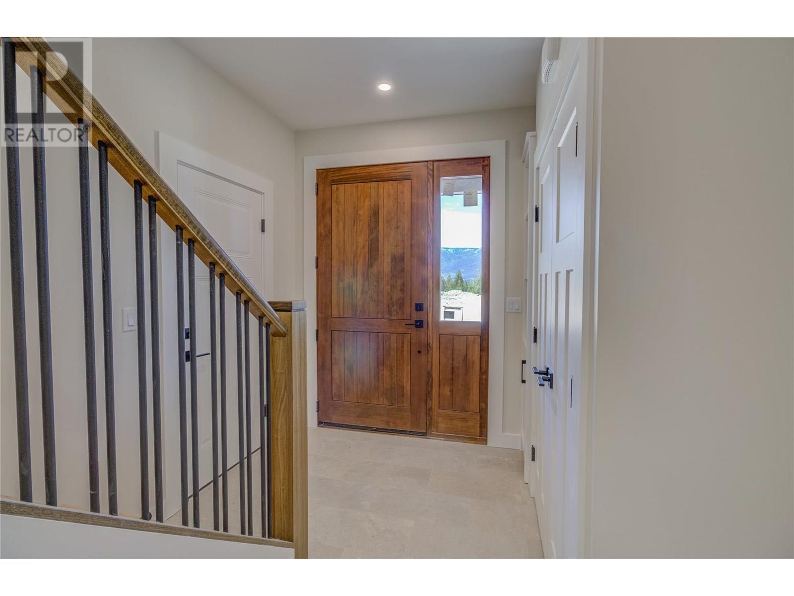 Photo 6 of 1740 9 Street Se, Salmon Arm BC