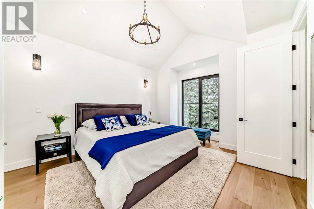 Single Family House for Sale in B   Avenue SW North Glenmore Park Calgary 
