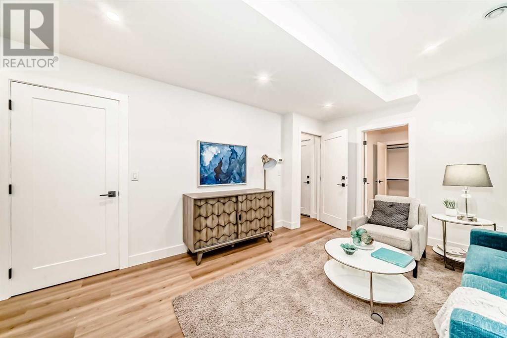 Single Family House for Sale in B   Avenue SW North Glenmore Park Calgary 