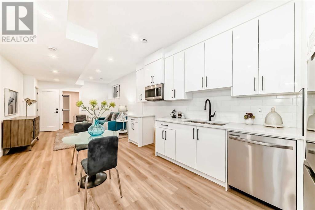 Single Family House for Sale in B   Avenue SW North Glenmore Park Calgary 