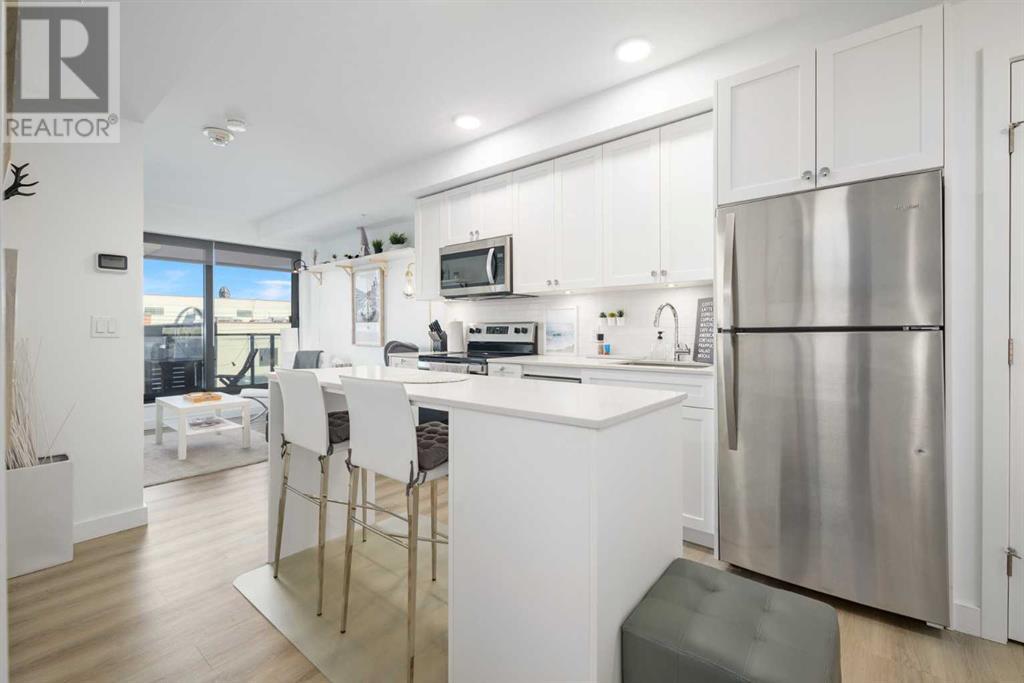 Single Family House for Sale in    Street NE Crescent Heights Calgary 