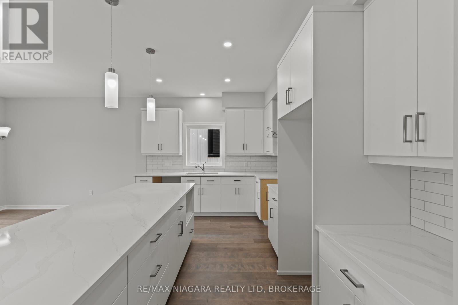 Photo 22 of 136 Hodgkins Avenue, Thorold ON
