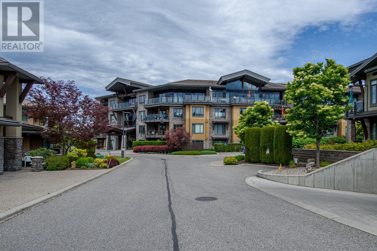 Photo 36 of 580 Sarsons Road Unit 401, Kelowna BC
