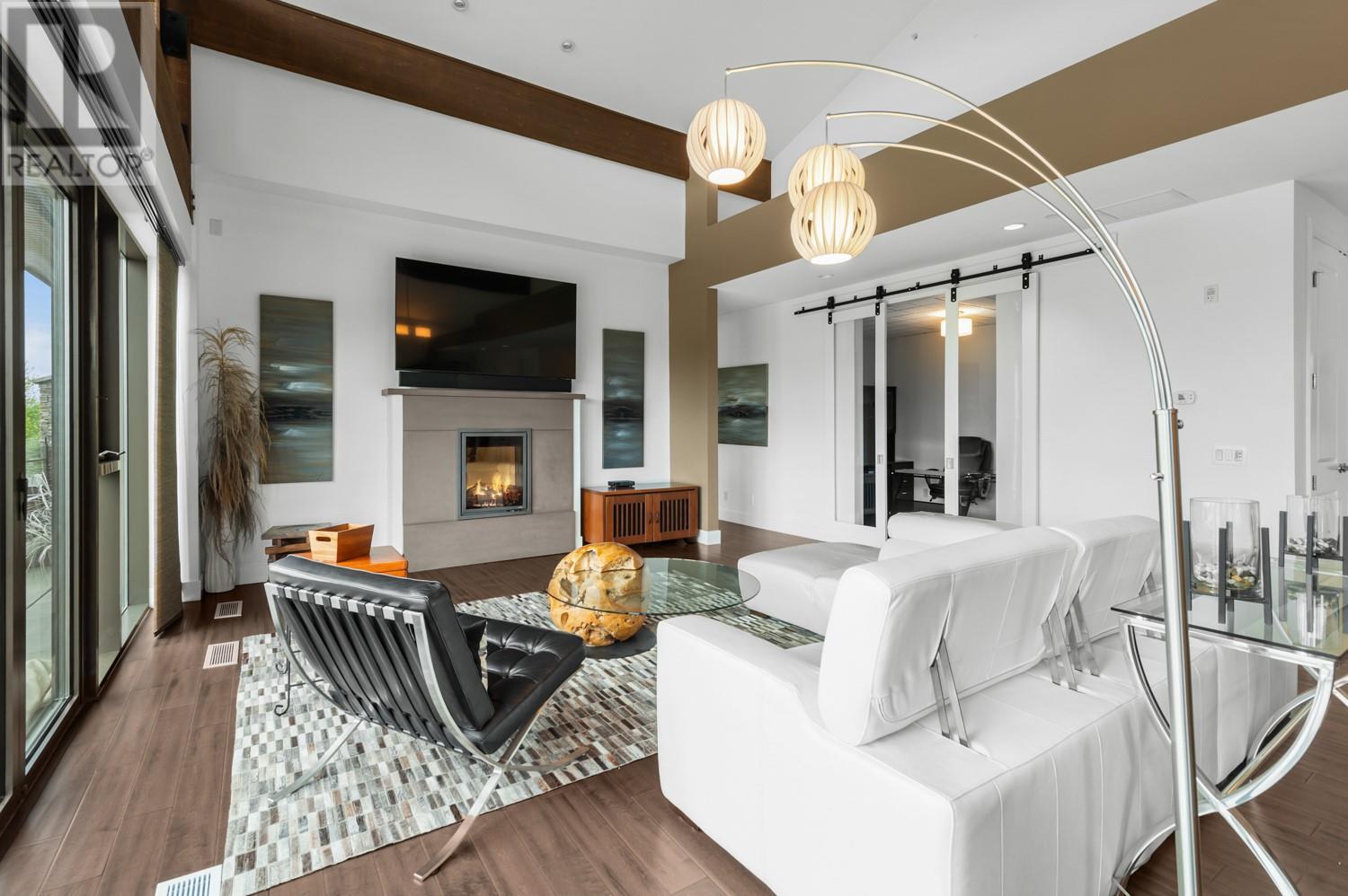 Photo 6 of 580 Sarsons Road Unit 401, Kelowna BC