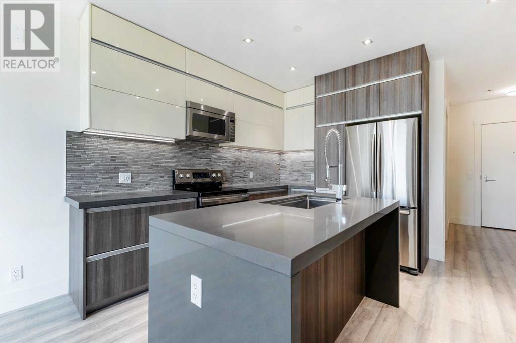 Single Family House for Sale in    Avenue NE Crescent Heights Calgary 