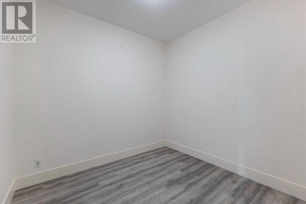Single Family House for Sale in    Avenue NE Crescent Heights Calgary 
