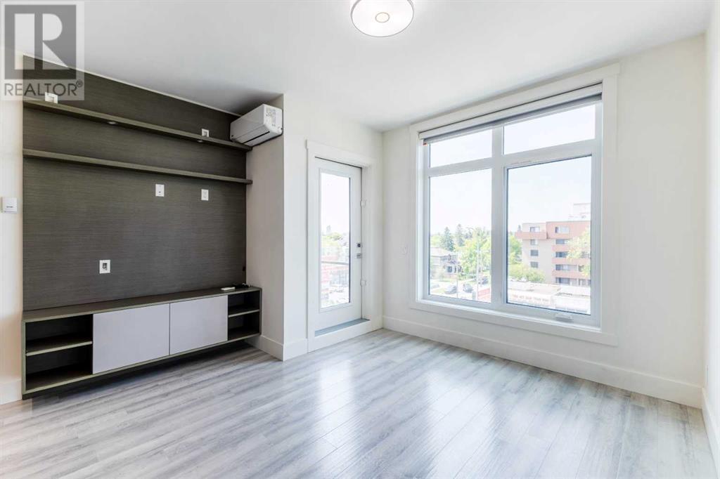 Single Family House for Sale in    Avenue NE Crescent Heights Calgary 
