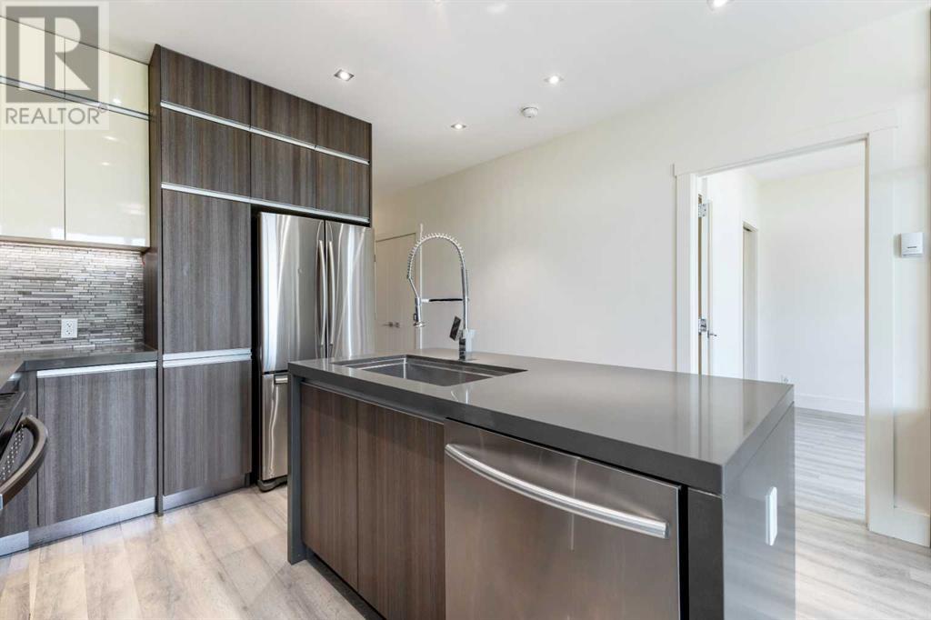 Single Family House for Sale in    Avenue NE Crescent Heights Calgary 