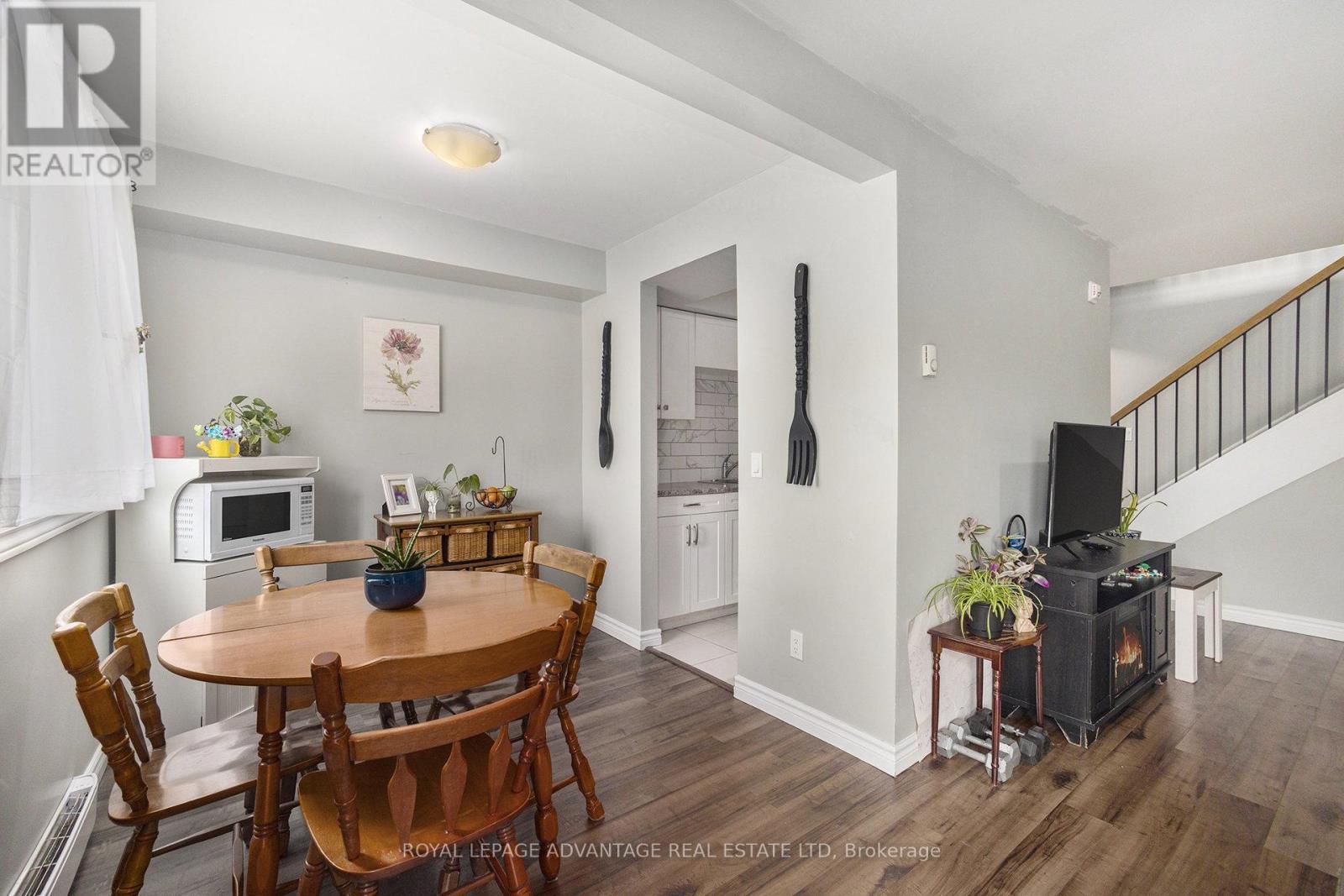 Photo 14 of 104 8 Pearl Street, Smiths Falls ON