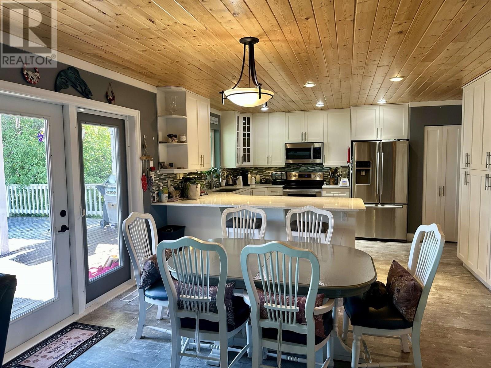 7285 PETERSON ROAD, Fraser Lake