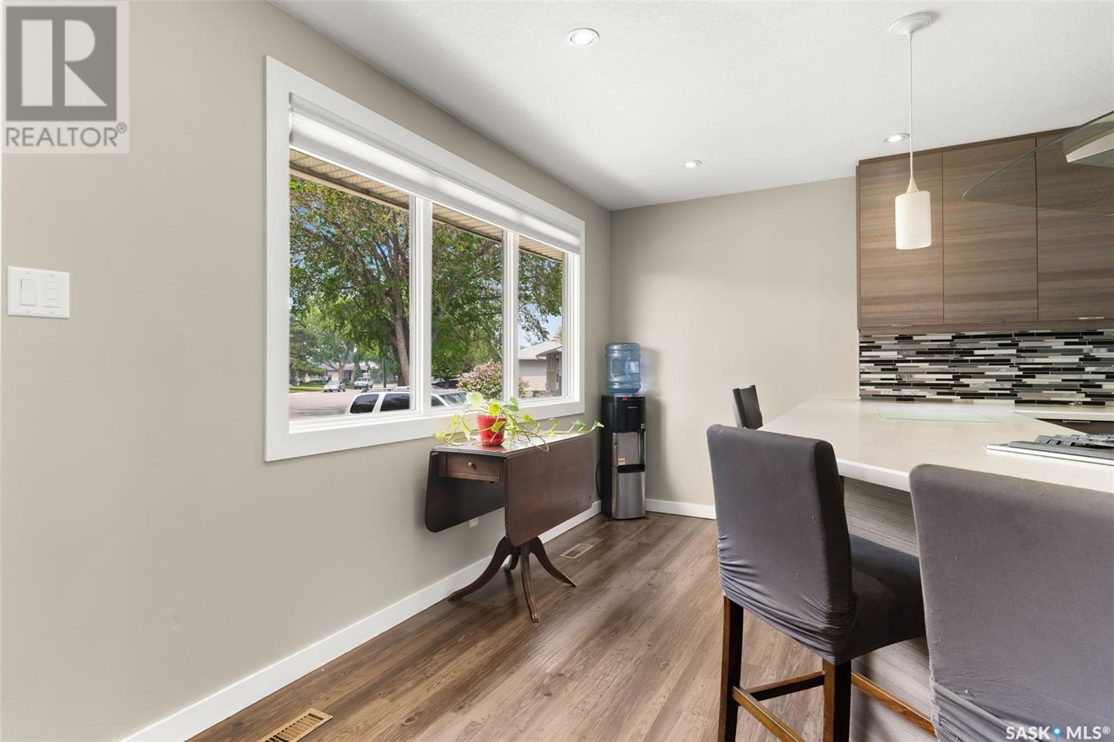 Single Family House Bungalow for Sale in  Le Jeune PLACE Regina 