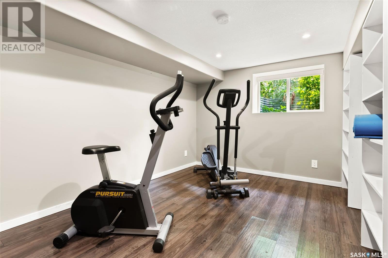 Single Family House Bungalow for Sale in  Le Jeune PLACE Regina 