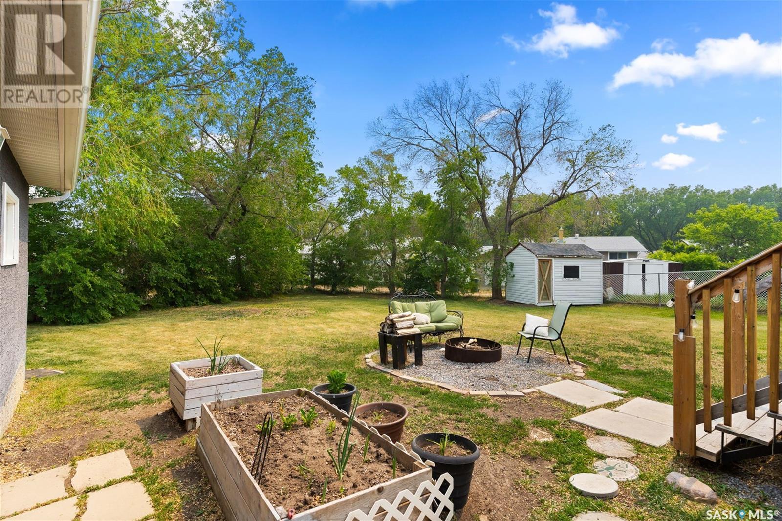 Single Family House Bungalow for Sale in  Le Jeune PLACE Regina 