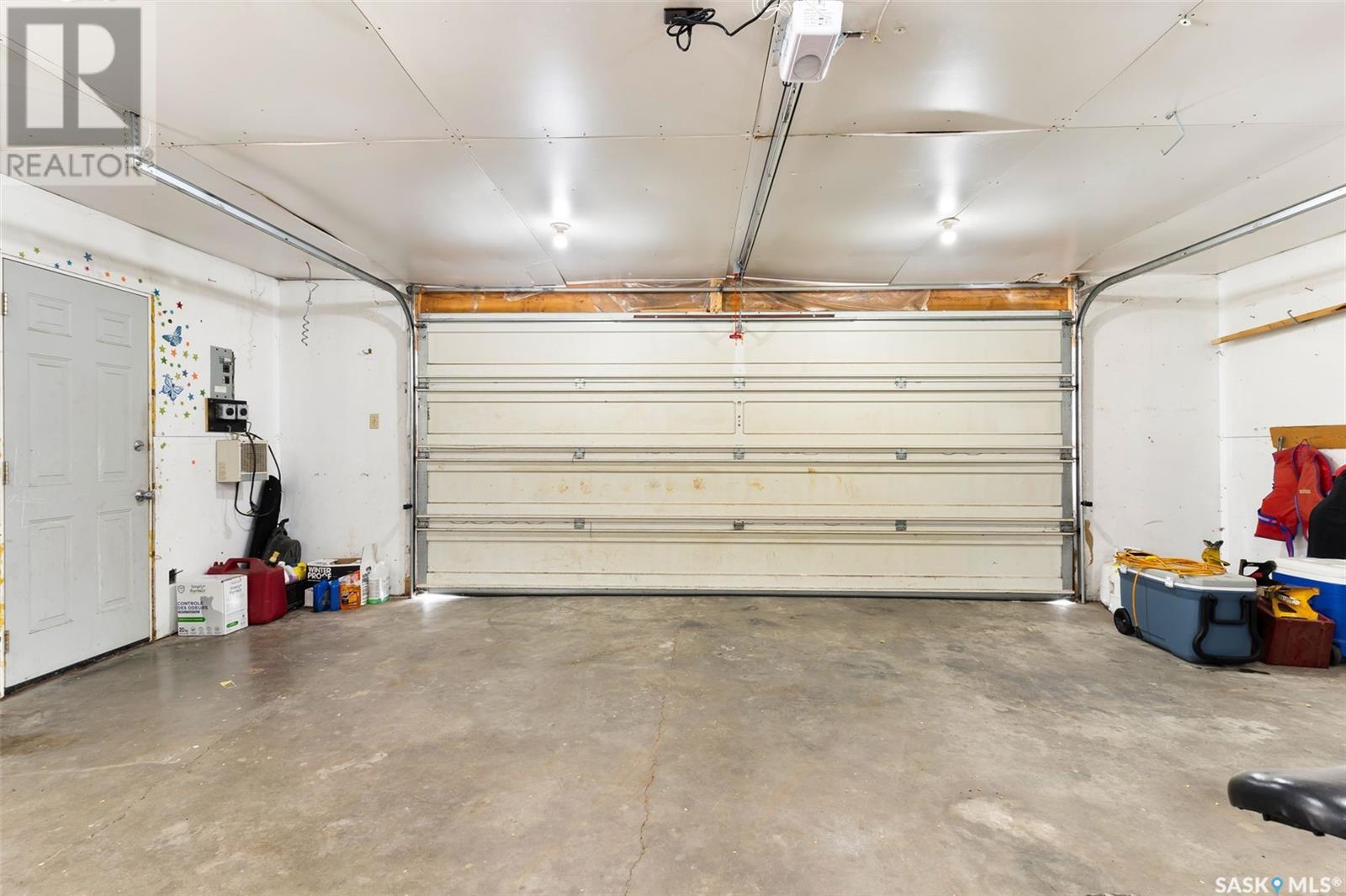 Single Family House Bungalow for Sale in  Le Jeune PLACE Regina 