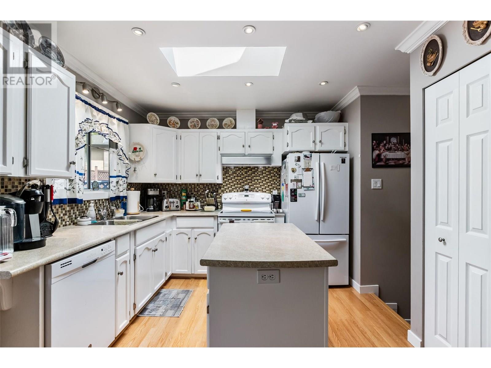  5911 Ehlers Road, Peachland