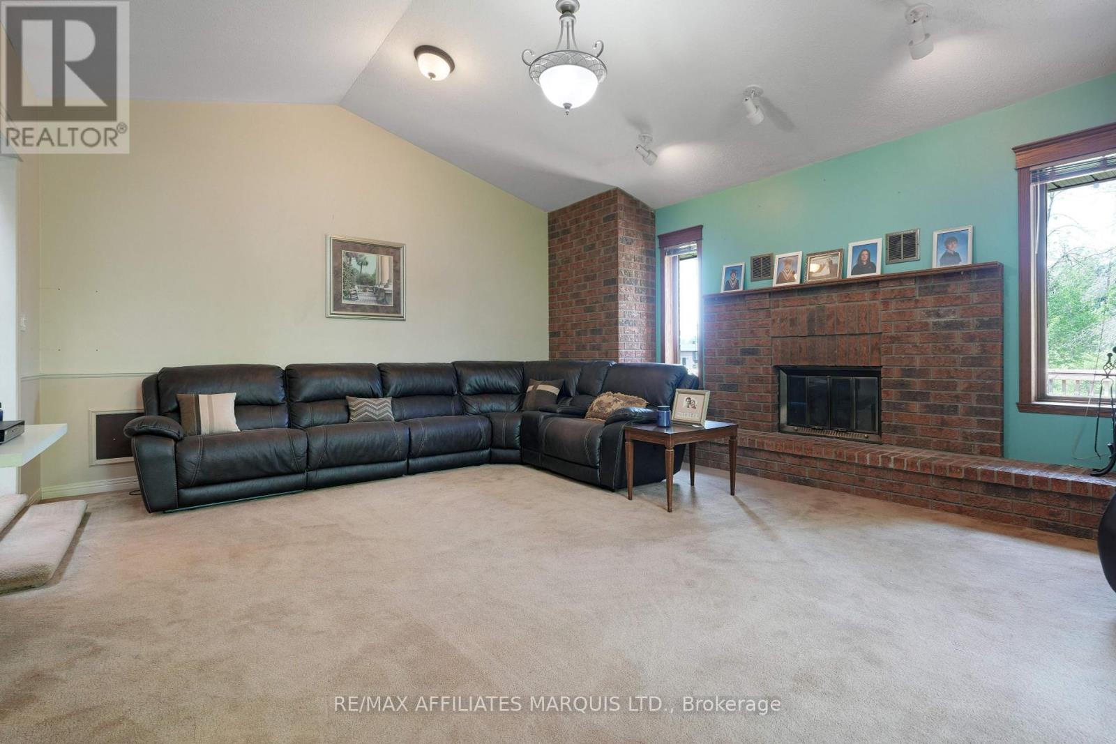 Photo 11 of 18467 Andre Street, South Glengarry ON